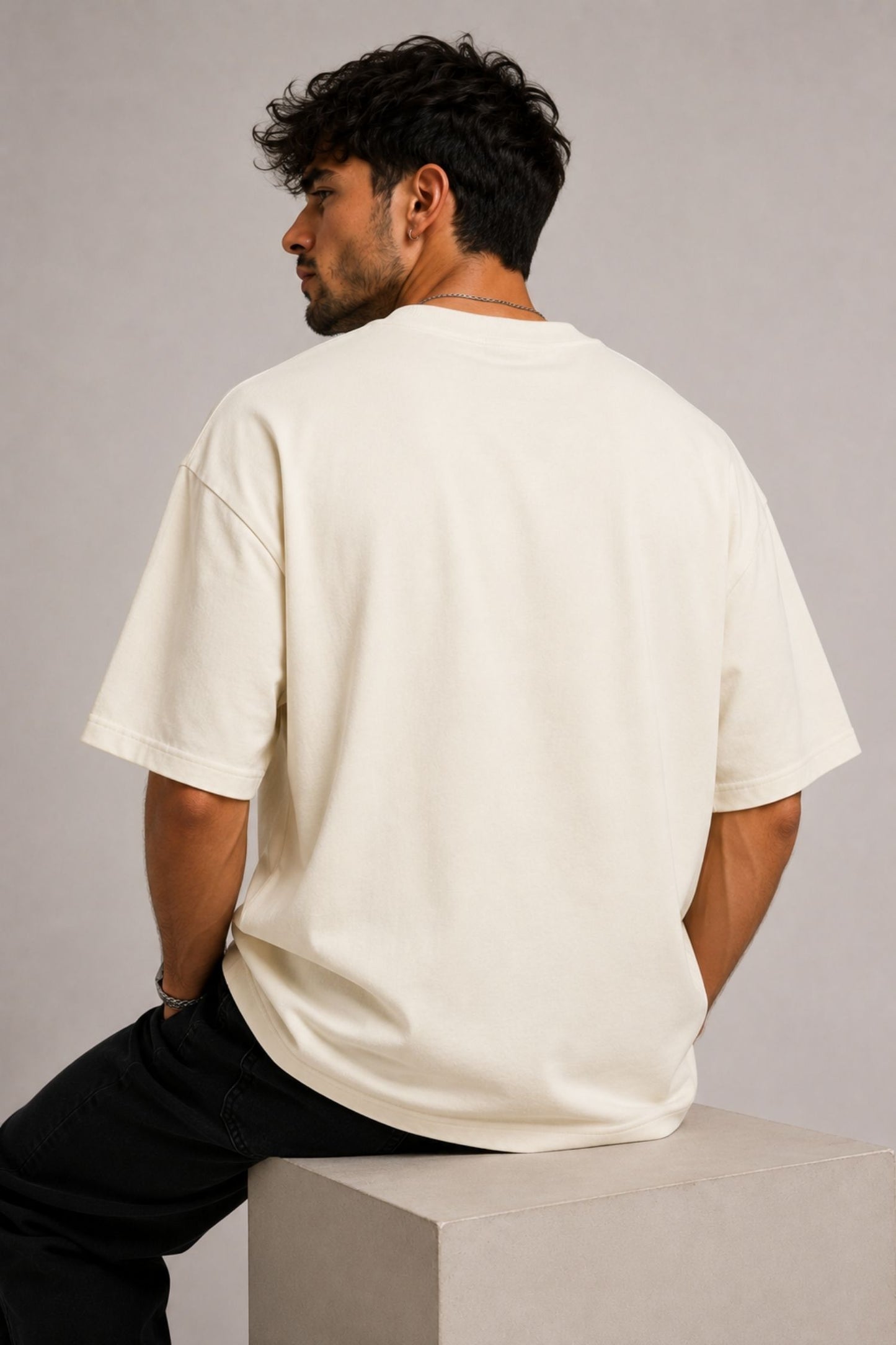 Chill & Thrive Club Premium Oversized T-Shirt