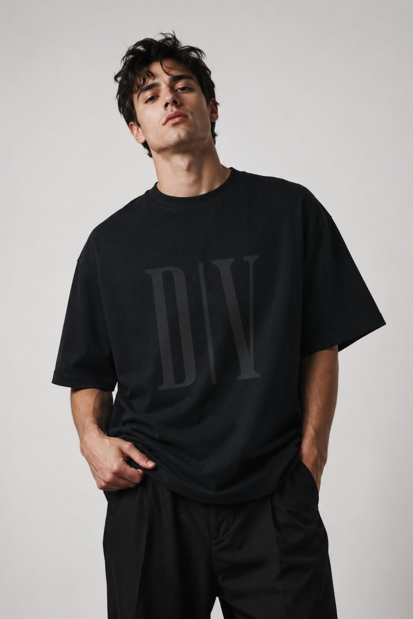 DV Legacy Black Oversized T-Shirt